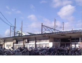南福島駅：1800m