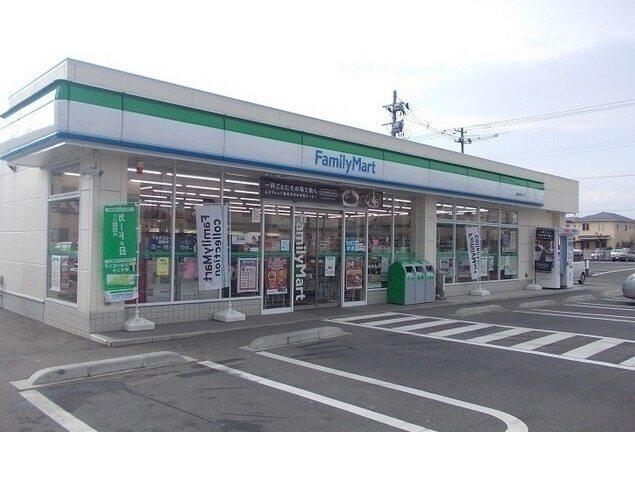 ファミリーマート福島太田町店：750m