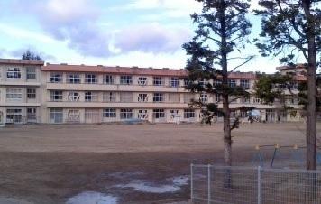 福島市立渡利小学校：1600m