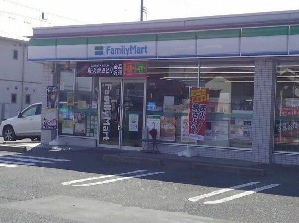 ファミリーマート福島医王寺前店：350m