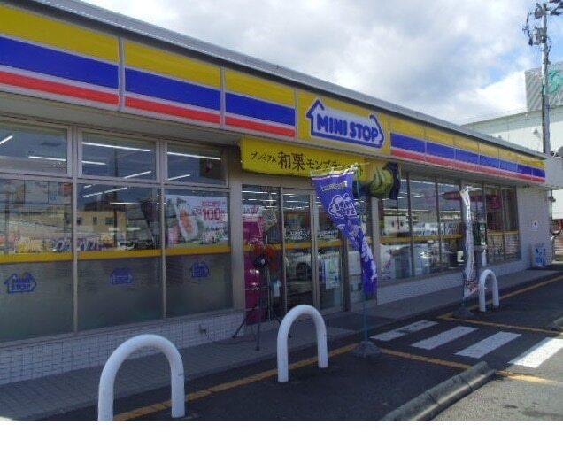 ミニストップ福島黒岩店：850m