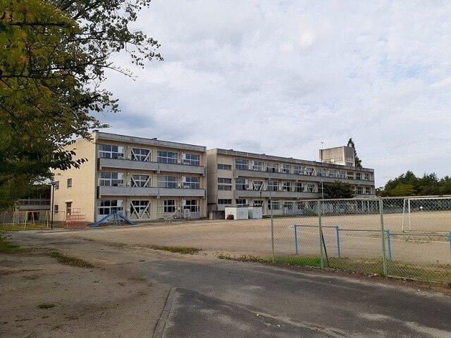 福島市立蓬莱小学校：850m