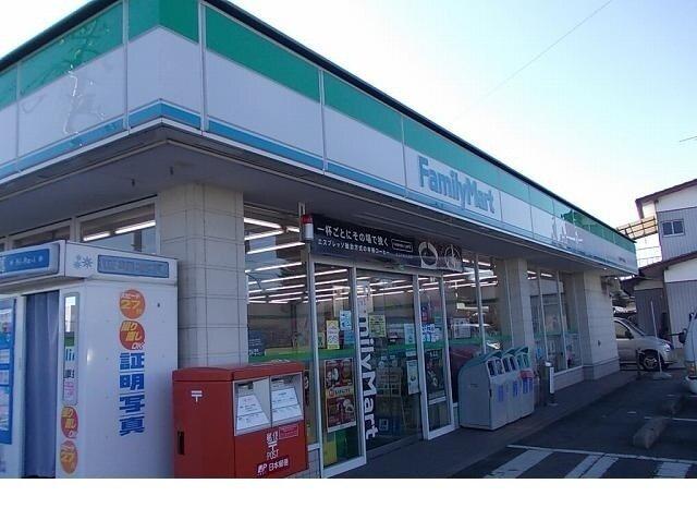 ファミリーマート福島中央市場前：500m