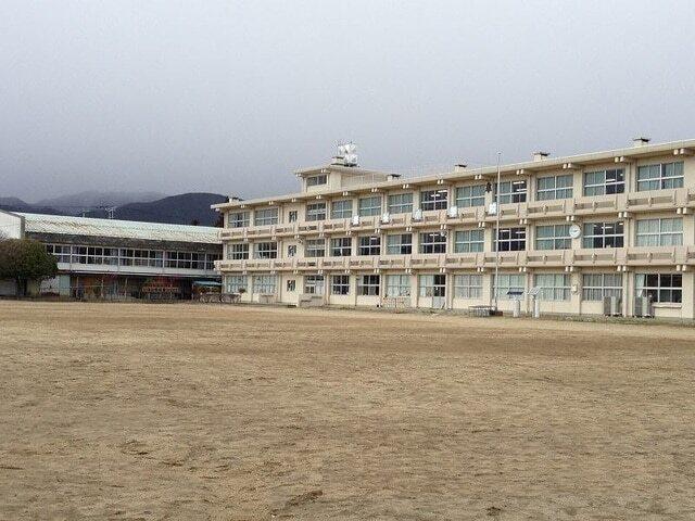福島市立笹谷小学校：2200m