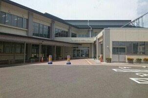 福島市役所松川支所：2400m