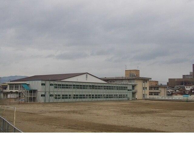 福島市立岳陽中学校：600m