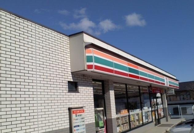 セブンイレブン二本松竹根通り店：1100m