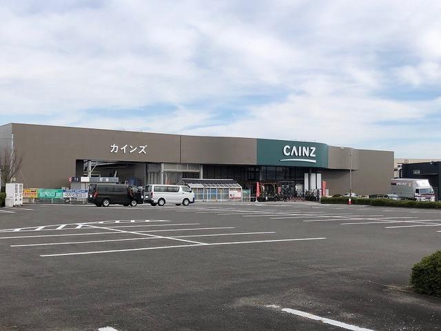 カインズホーム方木田店：800m
