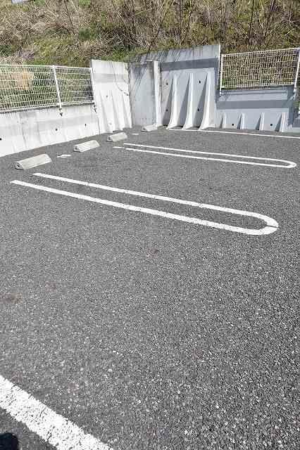 Ｎゲート　Ⅱ（106） 駐車場