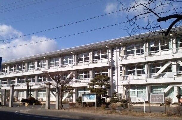 二本松北小学校：1300m