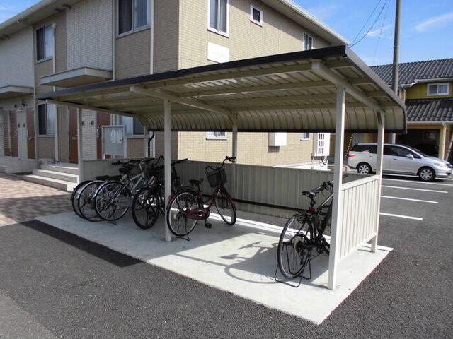 セジュール笹谷Ⅱ（105） 駐車場