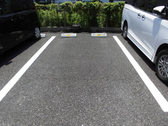 ピーチハイツ　Ａ（203） 駐車場
