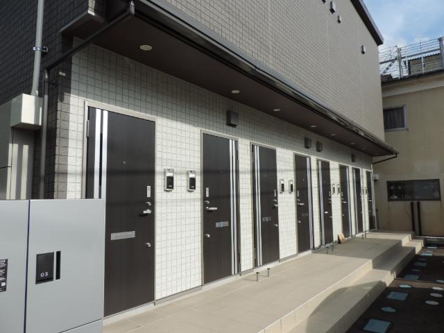 福島市矢剣町アパート エントランス