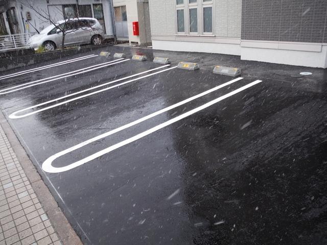 グランディール　三河（301） 駐車場