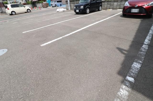 サニーハイムⅡ（102） 駐車場