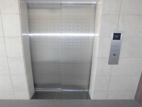 神戸市西区玉津町高津橋マンション ロビー