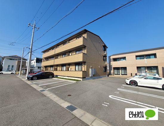 明石市大久保町谷八木マンション 駐車場