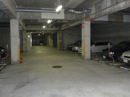 明石市大久保町谷八木マンション 駐車場
