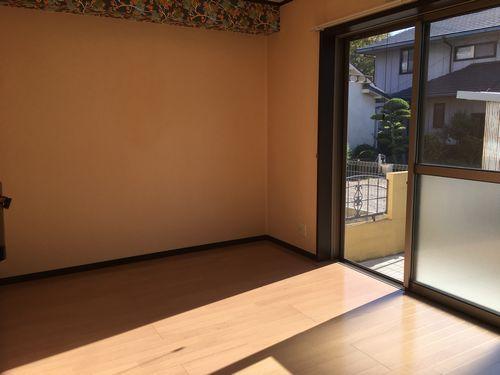 神戸市西区玉津町今津アパート リビング
