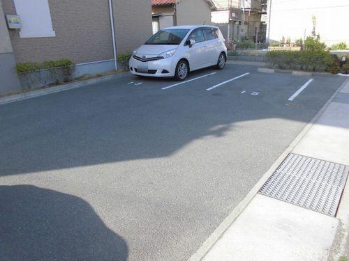 明石市大久保町江井島アパート 駐車場