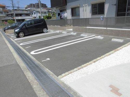 明石市大蔵谷奥アパート 駐車場