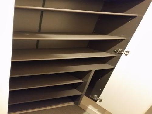 明石市和坂アパート 収納