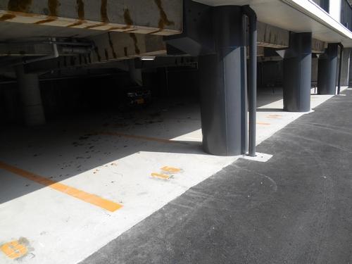 明石市朝霧南町マンション 駐車場