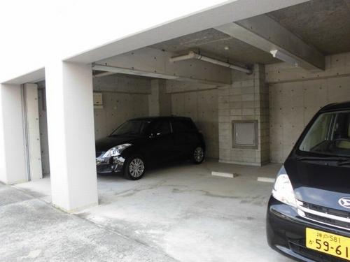 明石市大久保町駅前マンション 駐車場