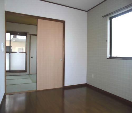 明石市魚住町清水アパート リビング