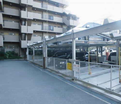 明石市中朝霧丘マンション 駐車場