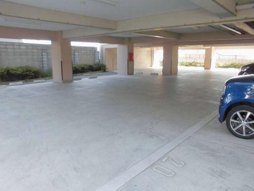明石市魚住町住吉マンション 駐車場