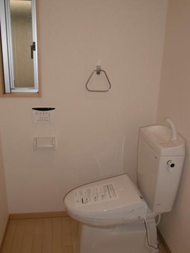 明石市西明石西町アパート トイレ