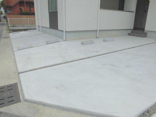 神戸市西区玉津町新方アパート 駐車場