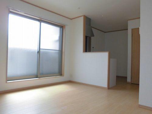 神戸市西区玉津町新方アパート 室内