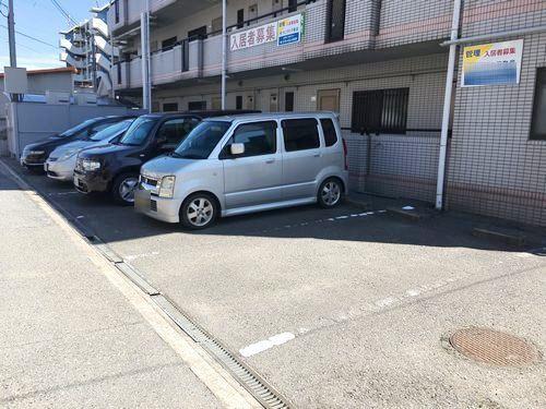 明石市魚住町西岡マンション 駐車場