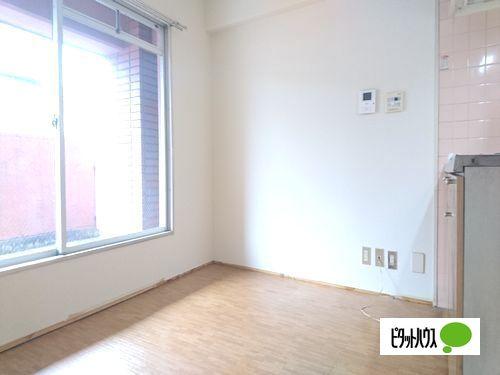 明石市魚住町住吉マンション リビング