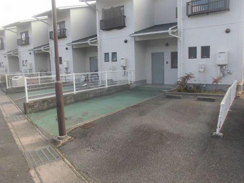 神戸市西区池上マンション 駐車場