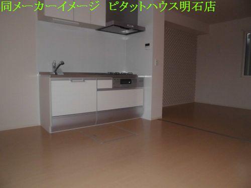 神戸市西区玉津町新方アパート リビング
