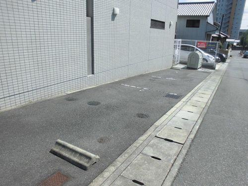 華の館 駐車場
