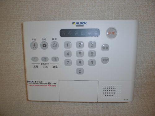 三木市府内アパート セキュリティ