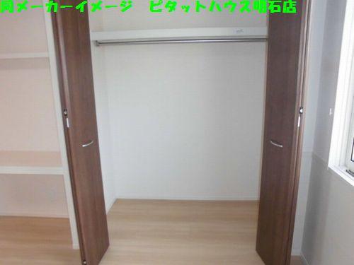 明石市和坂アパート 収納