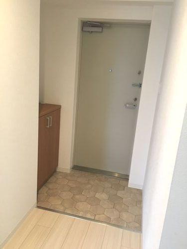 明石市東仲ノ町マンション 玄関
