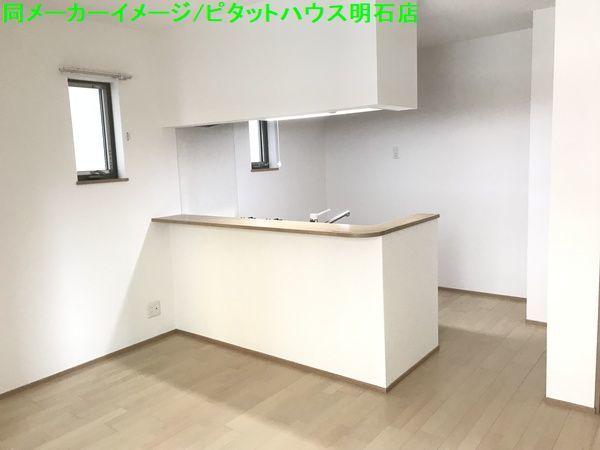 明石市別所町アパート リビング