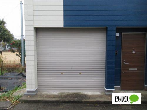 明石市大久保町江井島アパート 駐車場