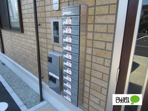 明石市大蔵本町アパート エントランス
