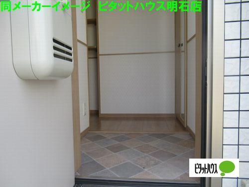 明石市東人丸町アパート 玄関
