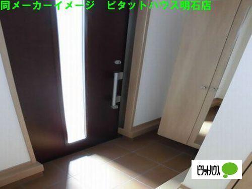 明石市松が丘一戸建 玄関