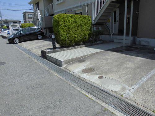 神戸市西区池上アパート 駐車場
