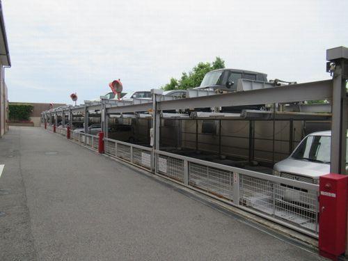 明石市魚住町清水マンション 駐車場