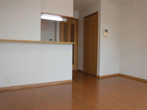 神戸市西区玉津町出合アパート リビング